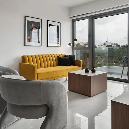 Apartament Phaedrus Living Noir *